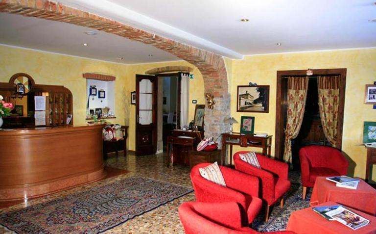 Calvi-ristorante Mainor Hotel Vittorio Veneto